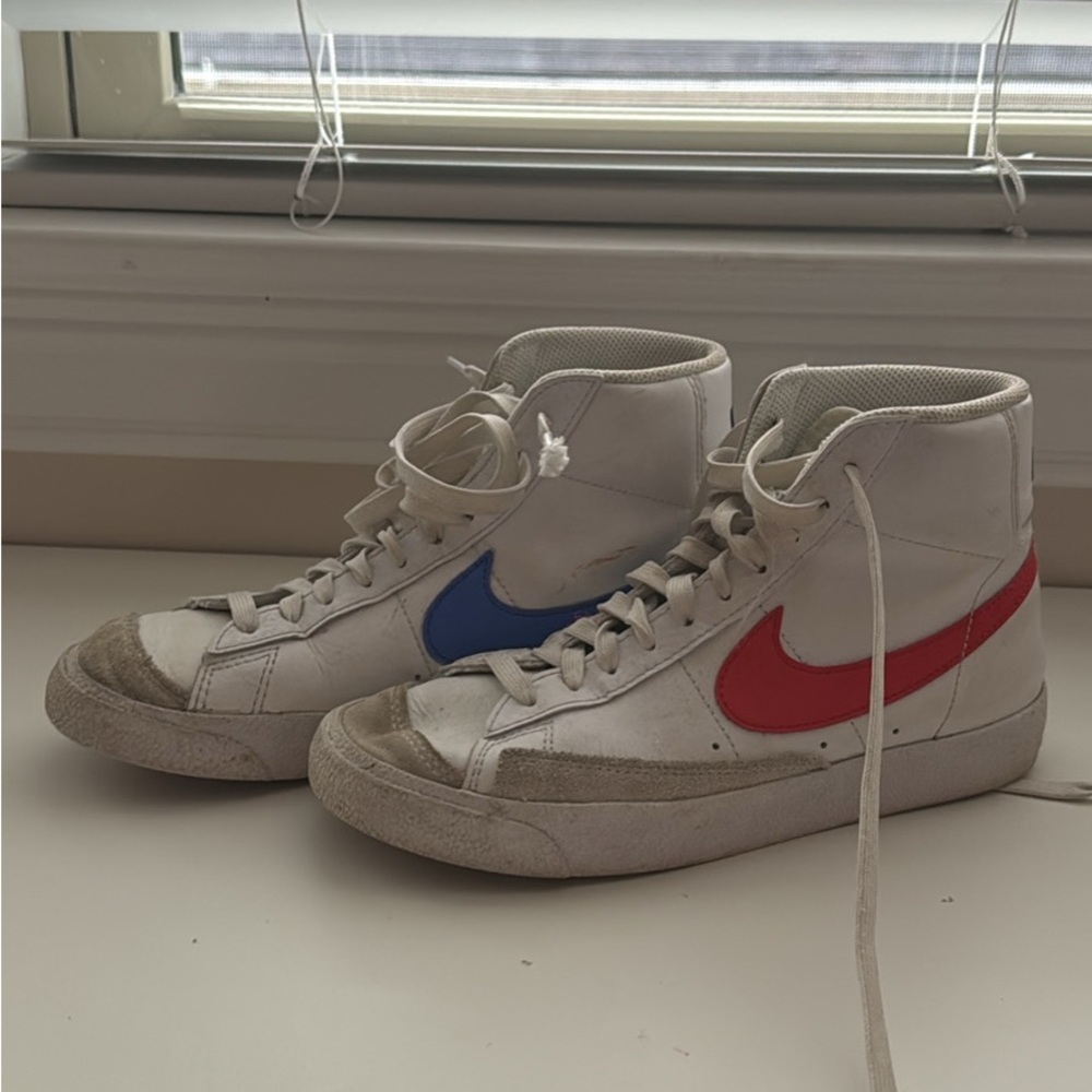 Nike Blazer red white and blue